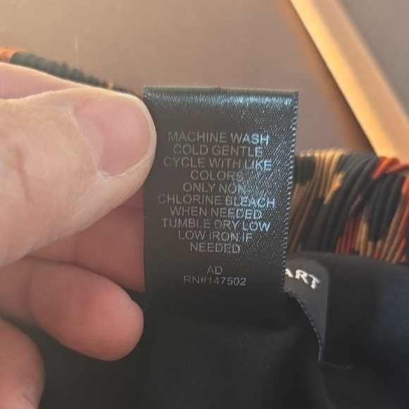 Ashley Stewart Animal Print Pencil Skirt - Black and Orange Size 14/16 - Picture 8 of 8